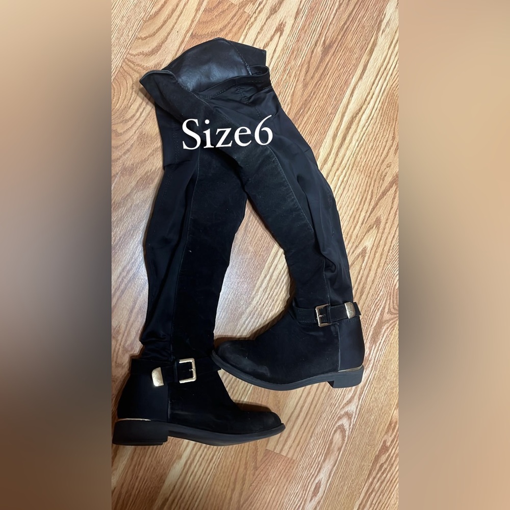 Shoe dazzle size 6 black zip up calf length boots